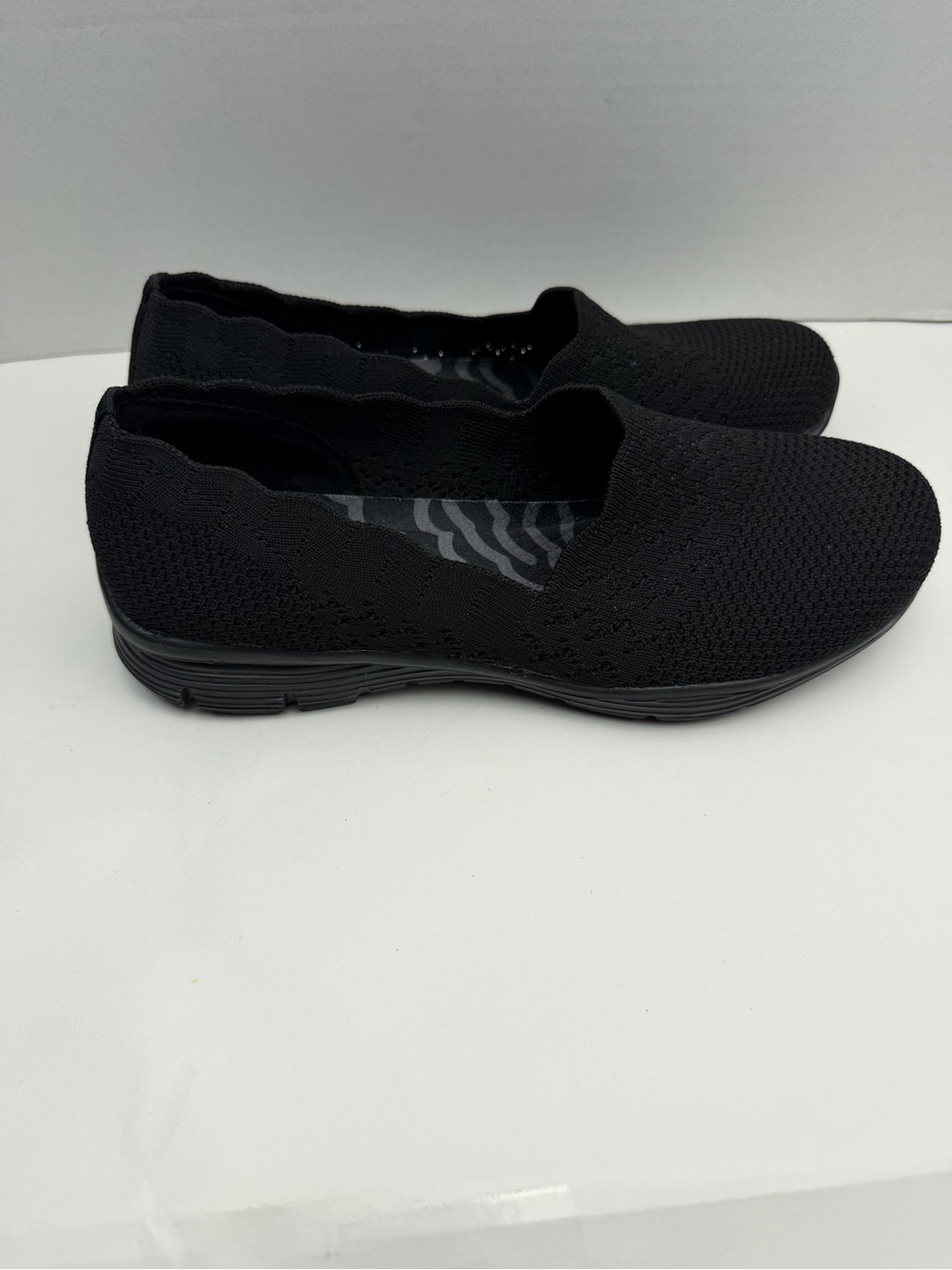 Skechers Women's Shoes Size 7 Black Slip On Air-Cooled Memory Foam 49481W - Picture 11 of 13